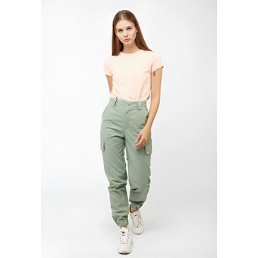 Women’s Green Cuffed Cargo pants